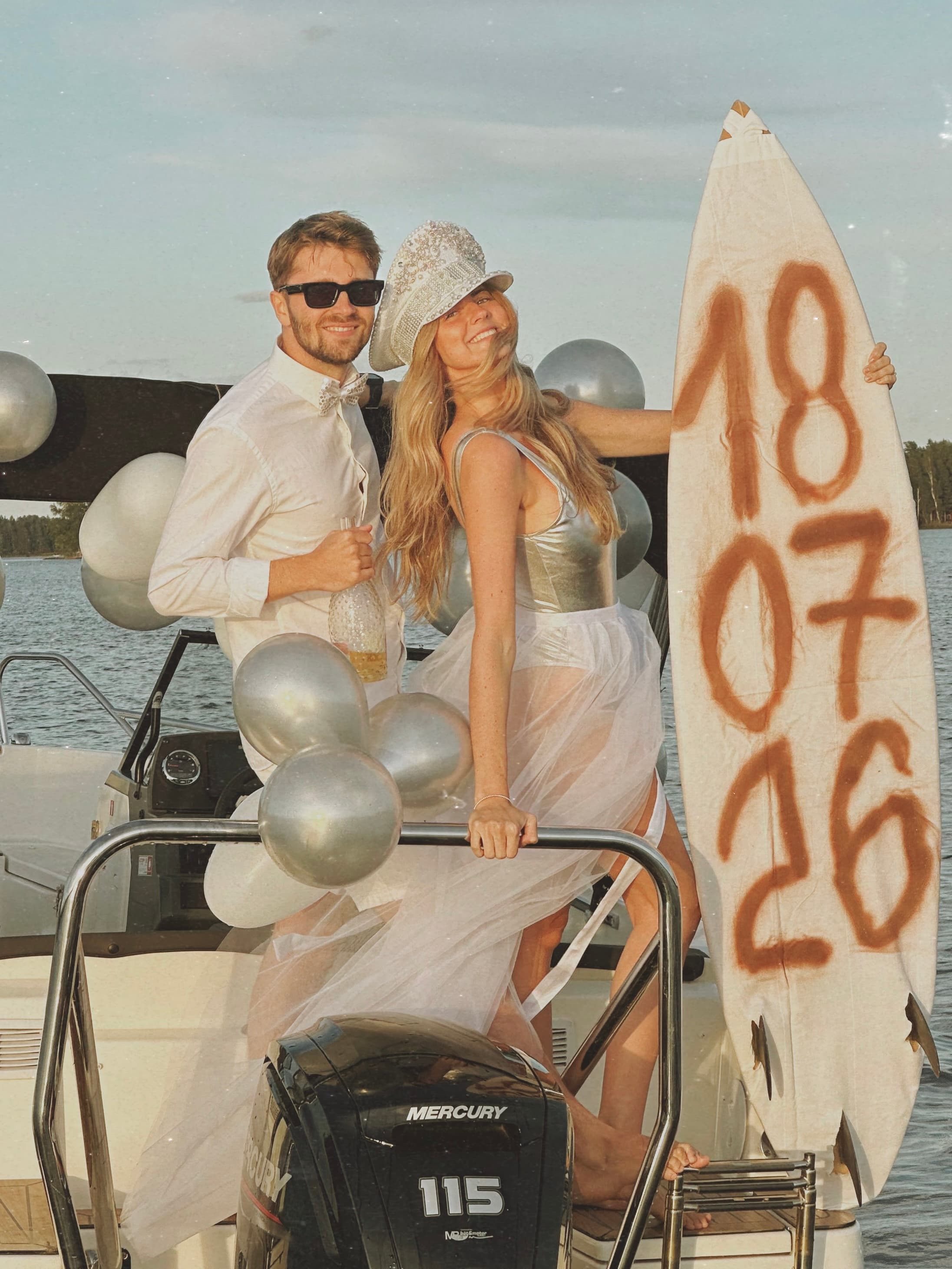 Background image for the wedding website